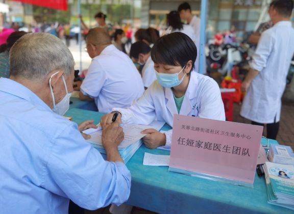 9游官网入口-北京首钢迎荷甲关键赛，赛后完成体检，震撼外界，团队化学反应显著(北京首钢三队训练)